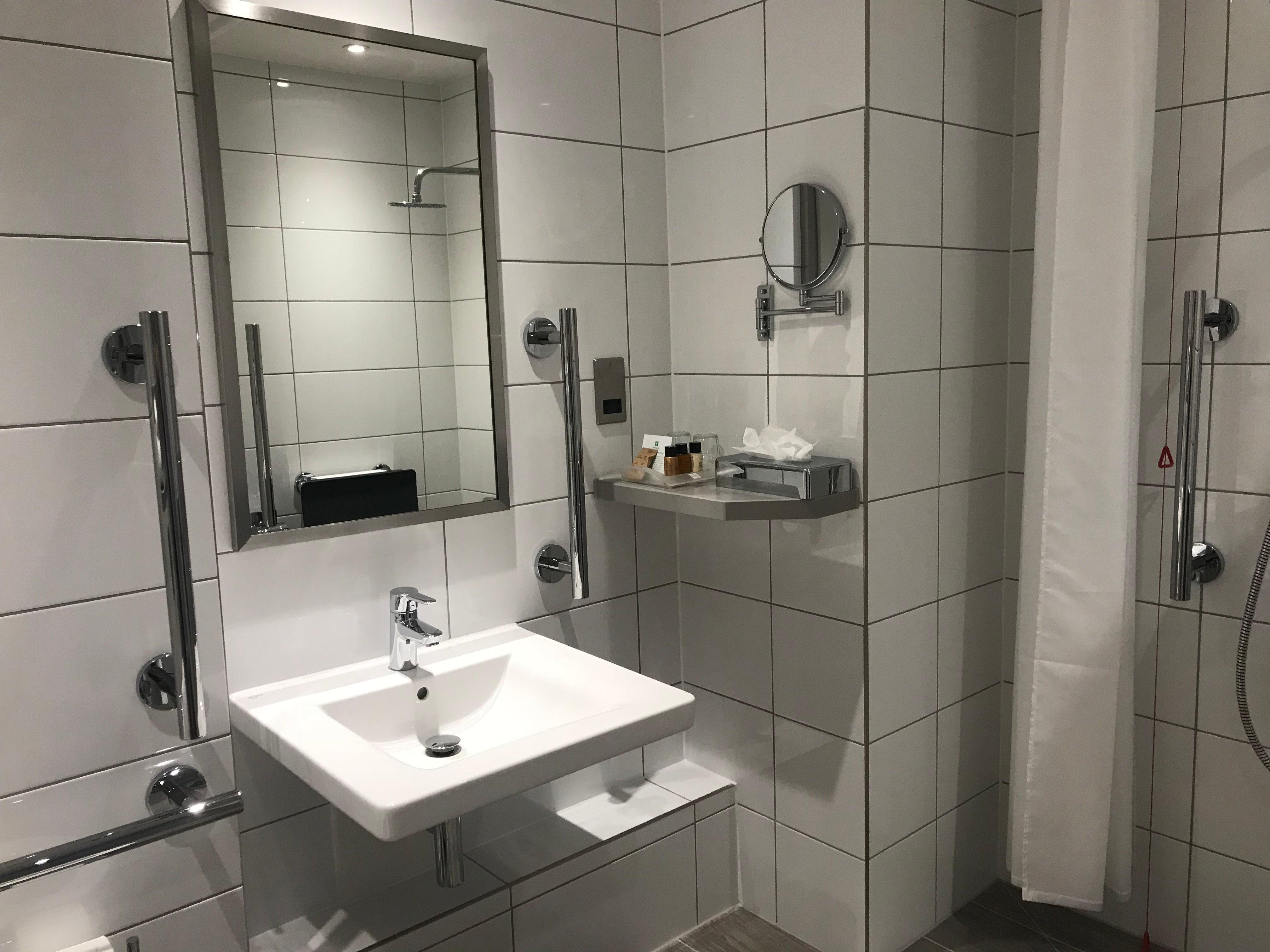 Holiday Inn London-Shepperton By Ihg Εξωτερικό φωτογραφία