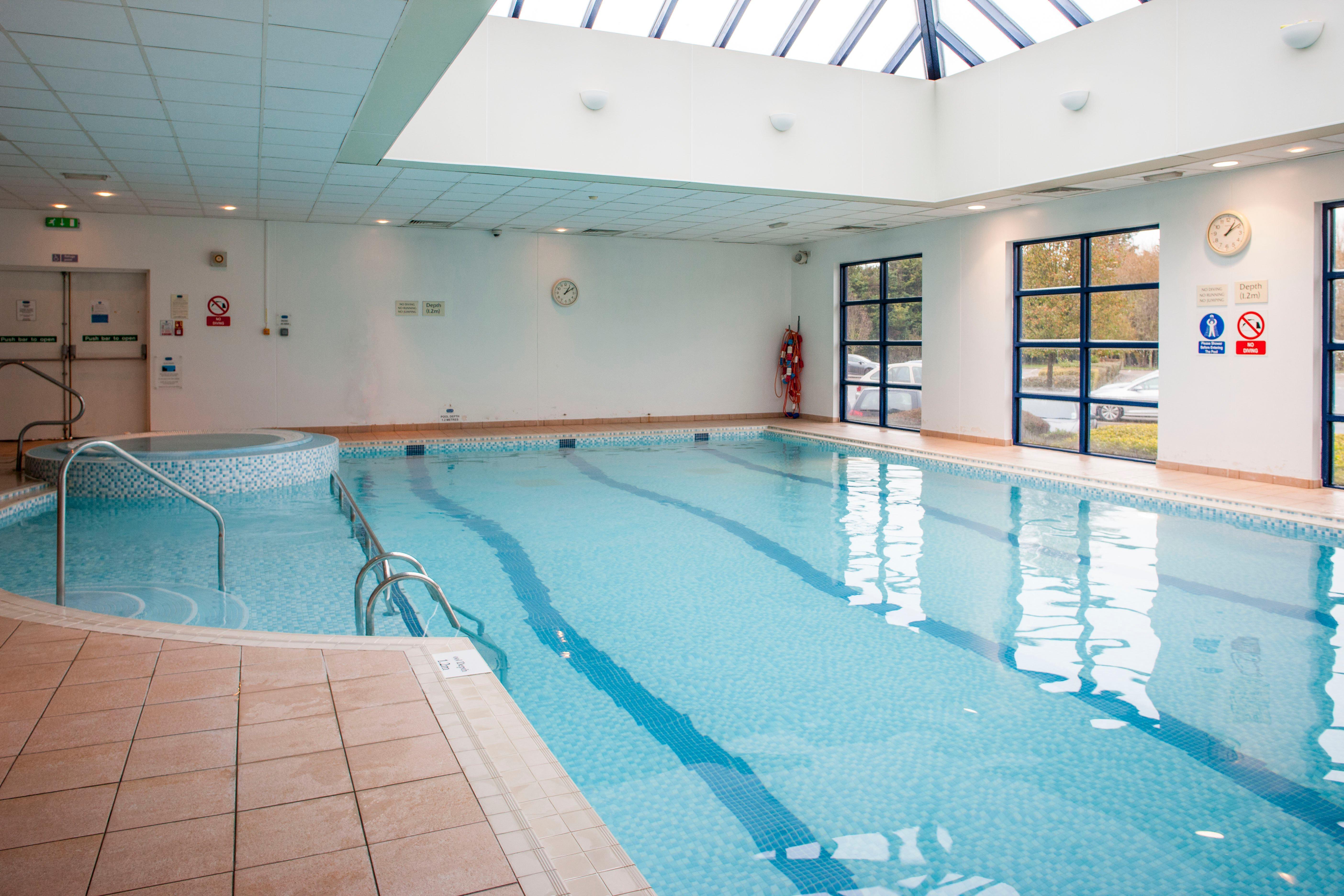 Holiday Inn London-Shepperton By Ihg Εξωτερικό φωτογραφία