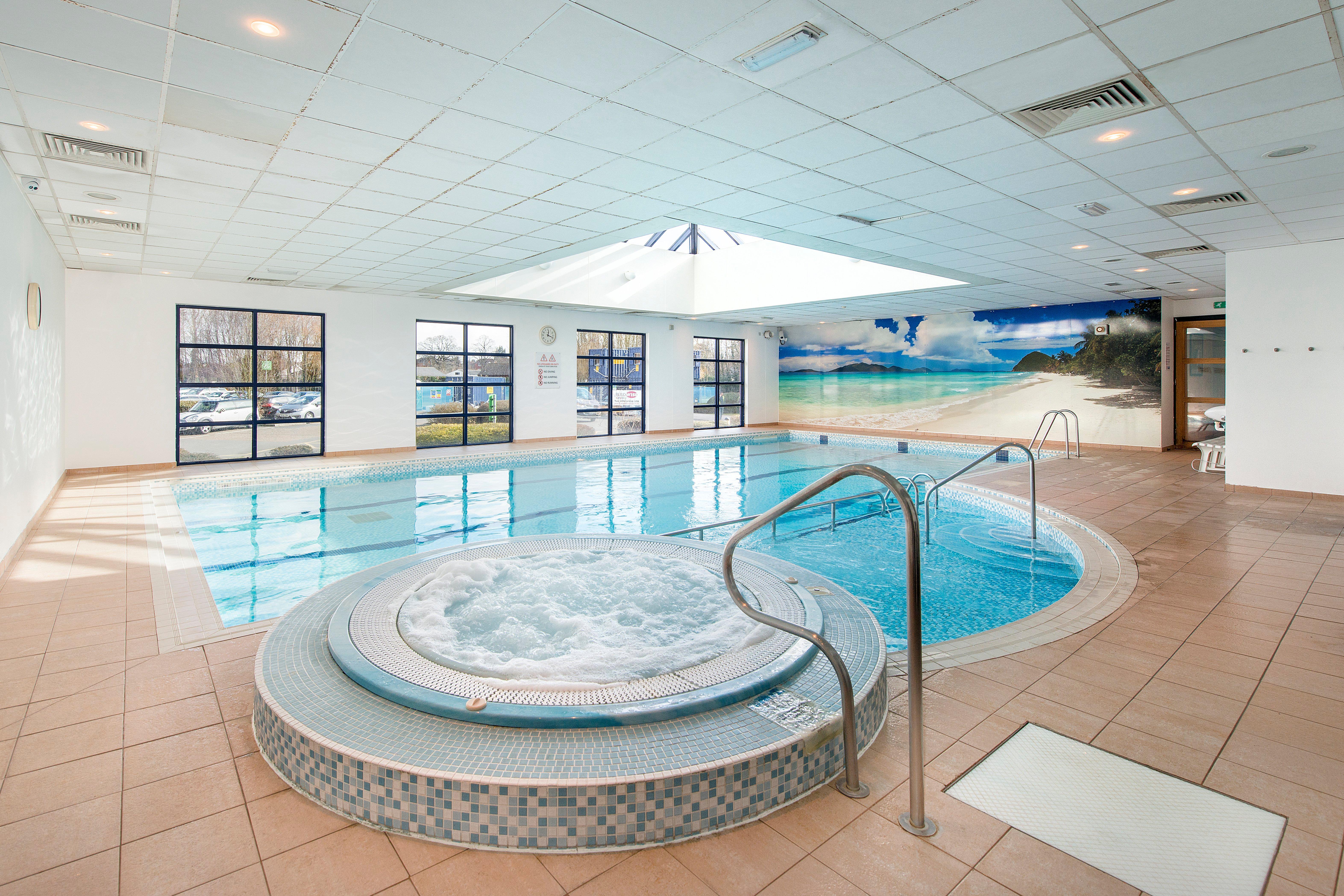 Holiday Inn London-Shepperton By Ihg Εξωτερικό φωτογραφία