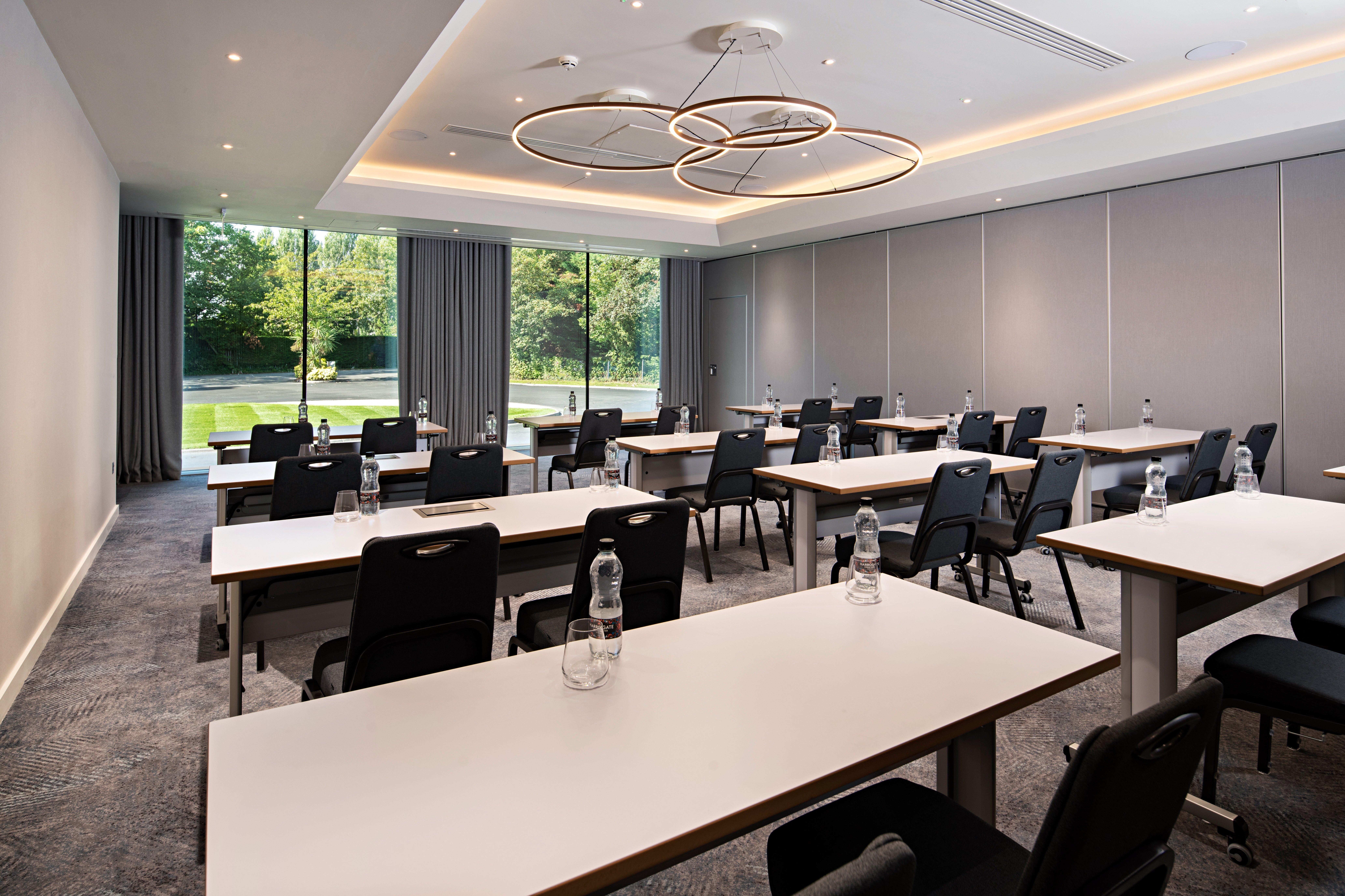 Holiday Inn London-Shepperton By Ihg Εξωτερικό φωτογραφία