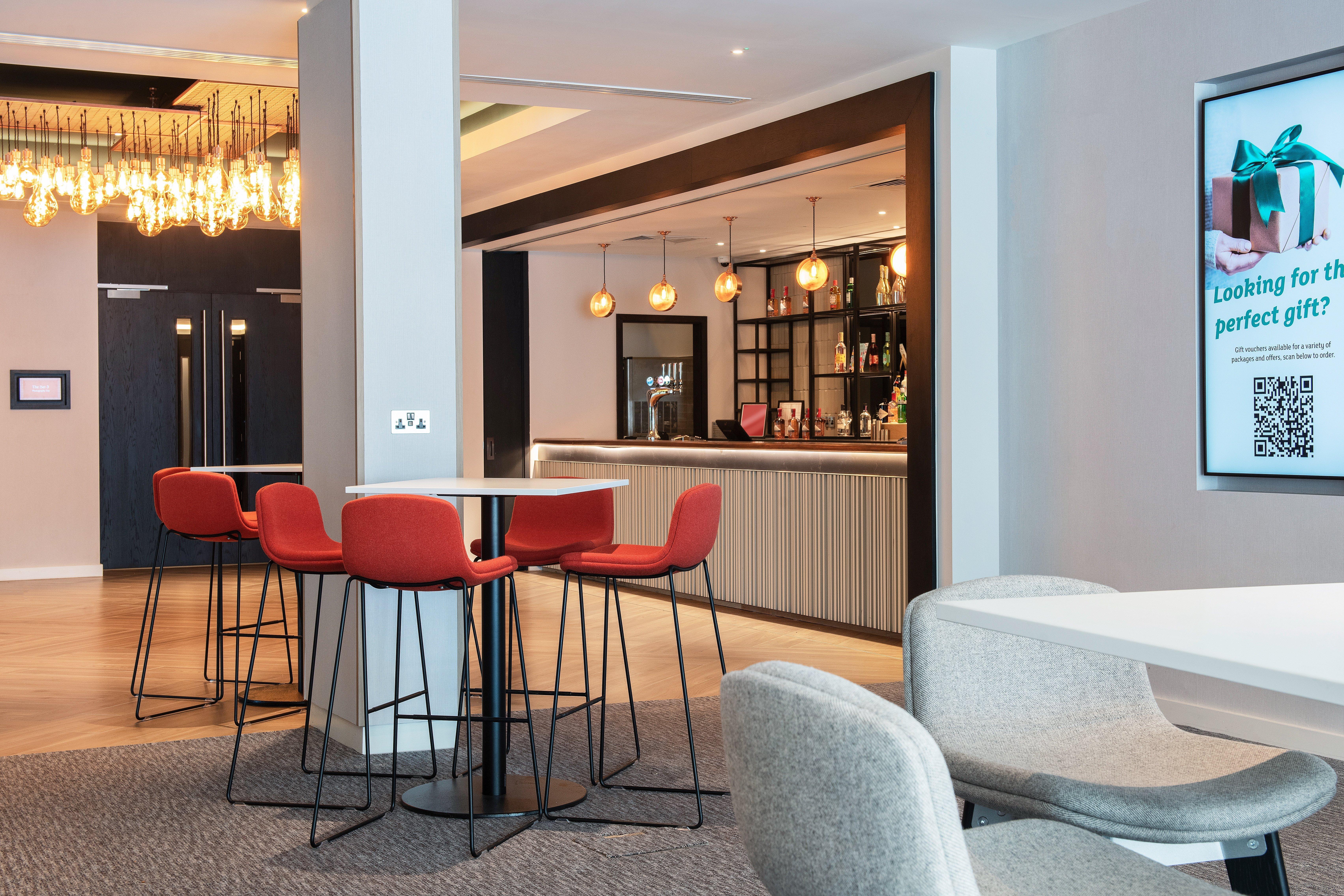 Holiday Inn London-Shepperton By Ihg Εξωτερικό φωτογραφία
