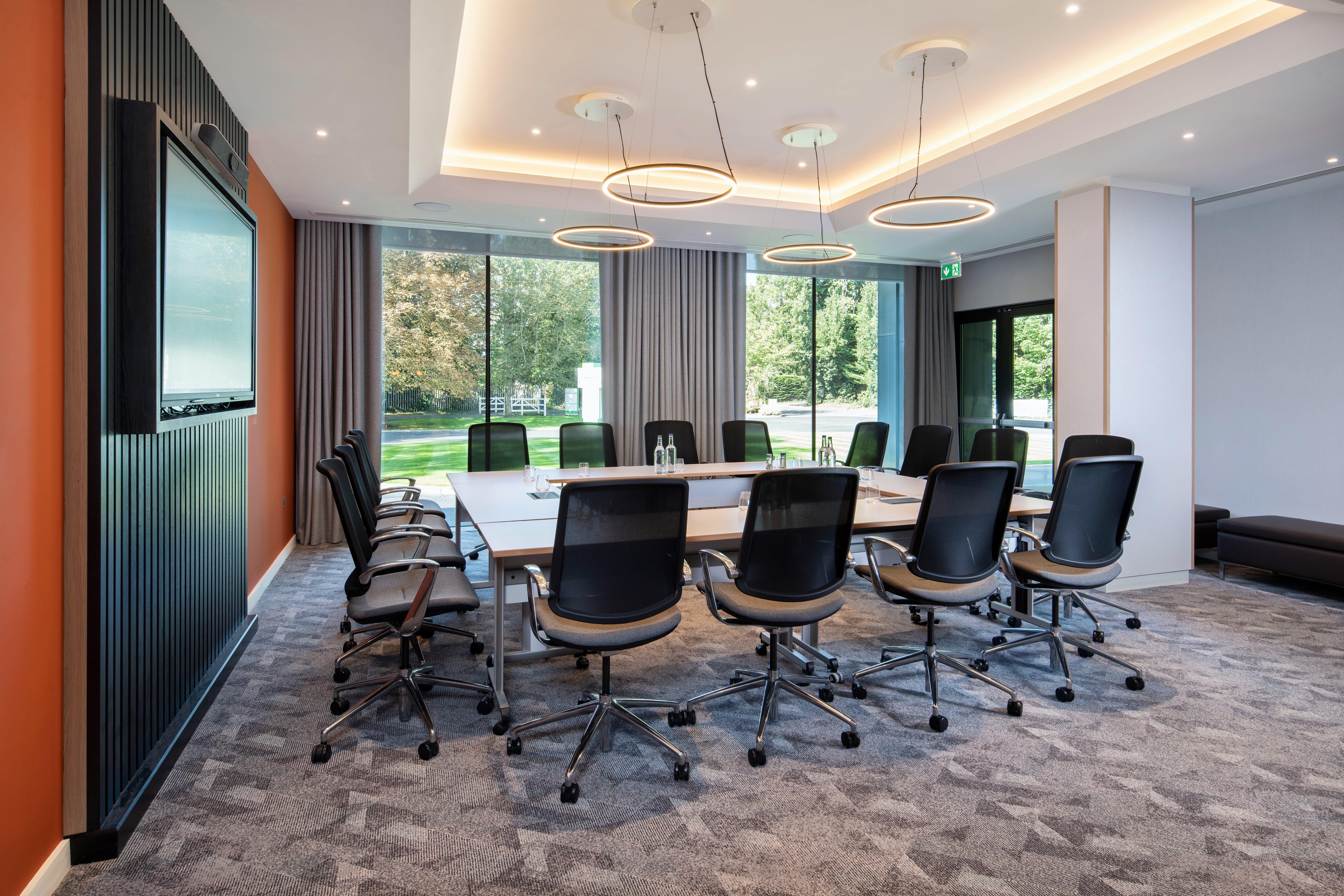 Holiday Inn London-Shepperton By Ihg Εξωτερικό φωτογραφία